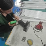 The Jinbiao Lighting factory is currently manufacturing LED T5 tubes.